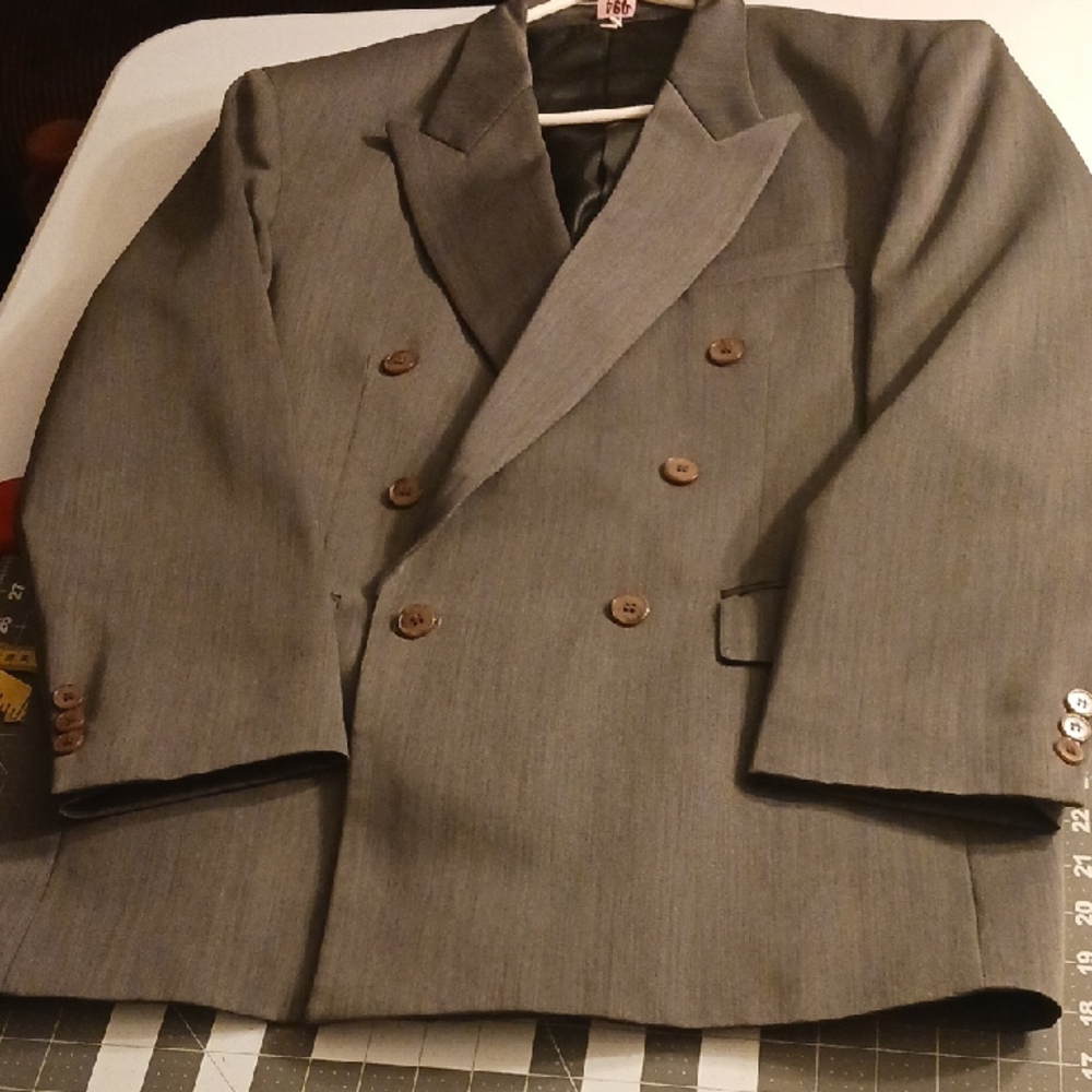 Men's Gray Double-Breasted Blazer